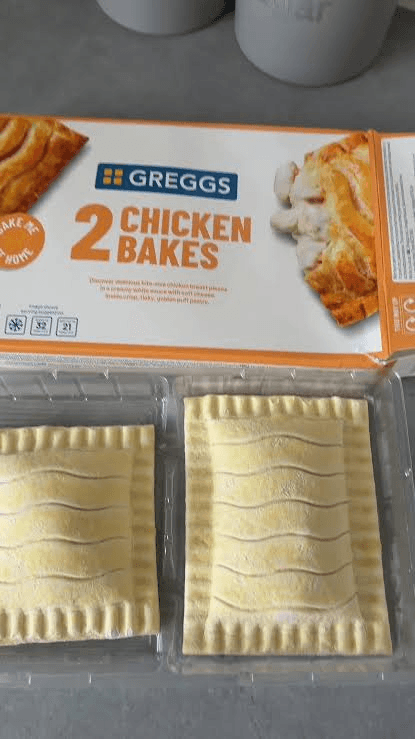 Greggs Chicken Bakes 153g x 2