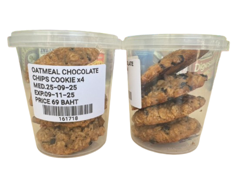 Oatmeal Chocolate Chip Cookies x 4